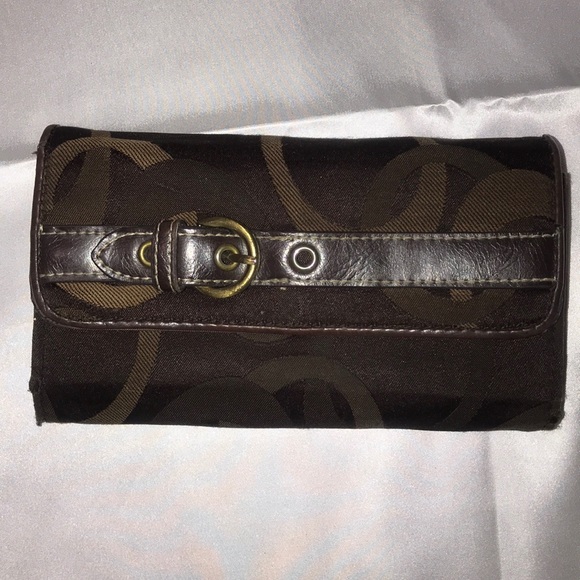 Unlisted Handbags - wallet